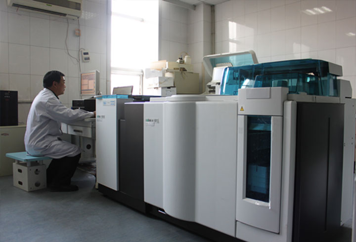 Cobas e601型全自動電化學發(fā)光免疫分析系統(tǒng)